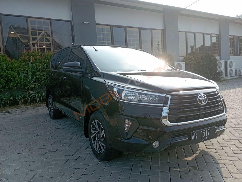 Mobil Toyota Kijang Innova 2022