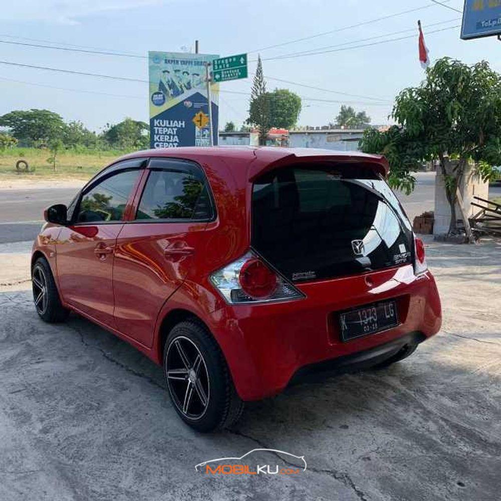 Mobil Honda Brio 2015
