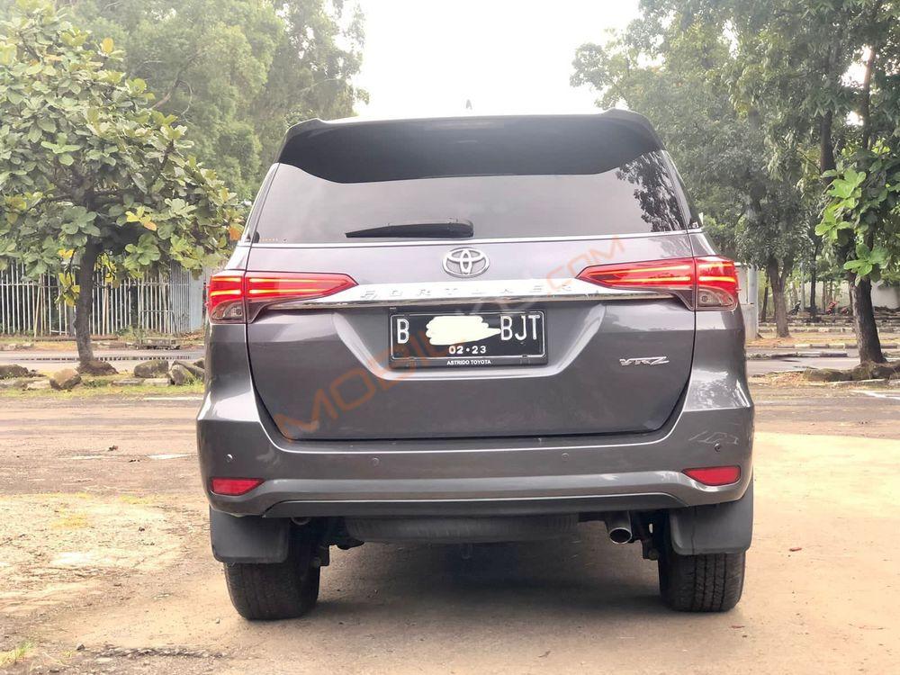 Mobil Toyota Fortuner 2017