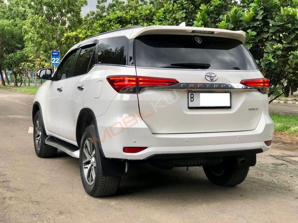 Mobil Toyota Fortuner 2017