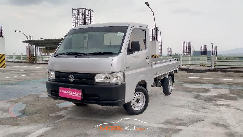 Mobil Suzuki Futura 2019