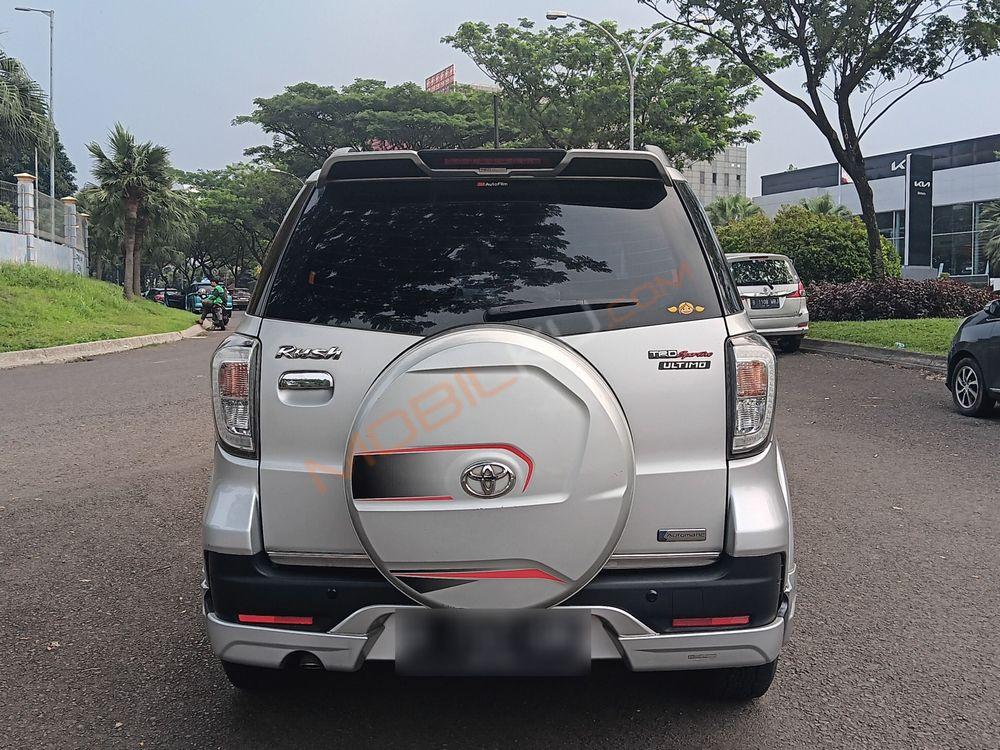 Mobil Toyota Rush 2017