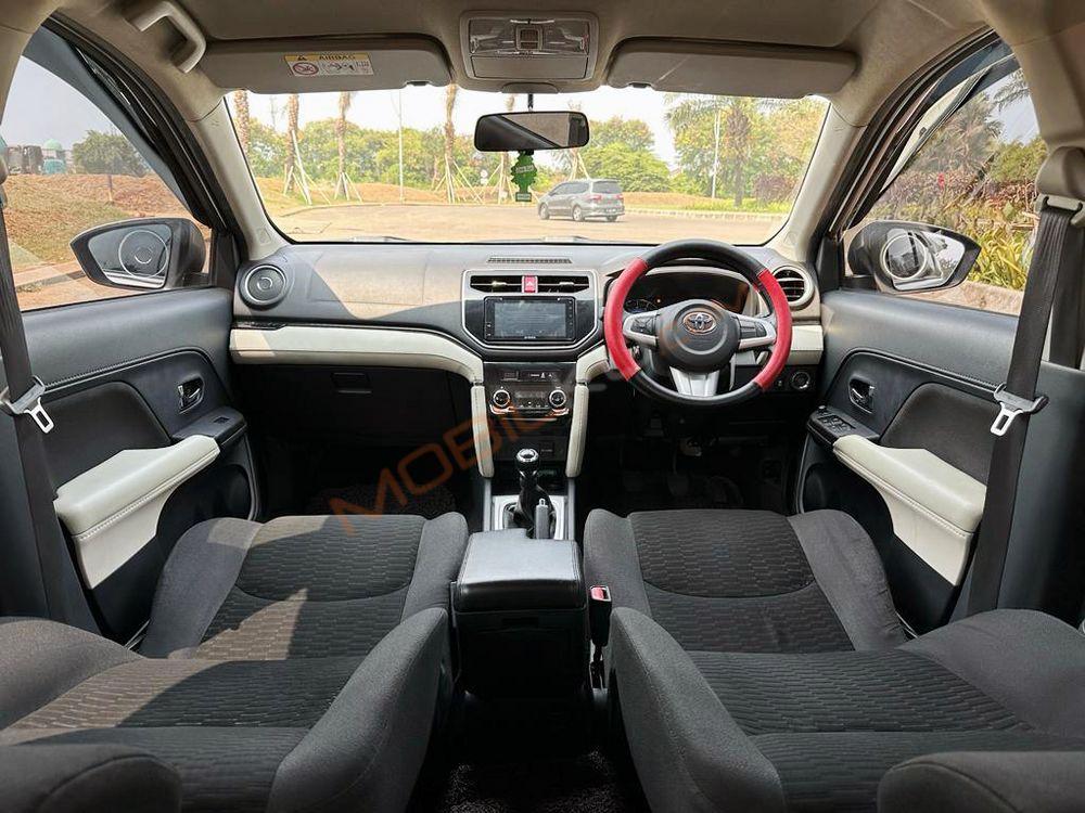 Mobil Toyota Rush 2018