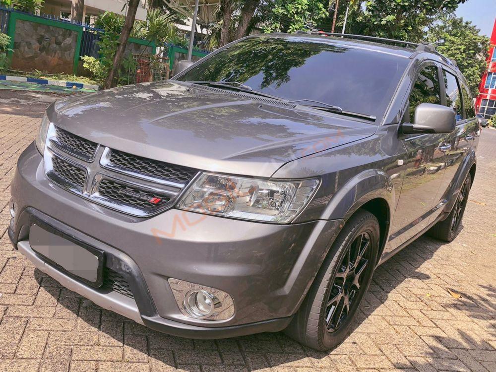 Mobil Dodge Journey 2013