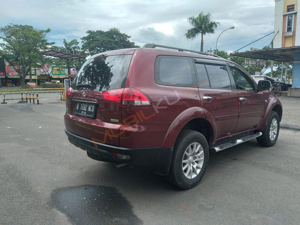 Mobil Mitsubishi Pajero Sport 2014