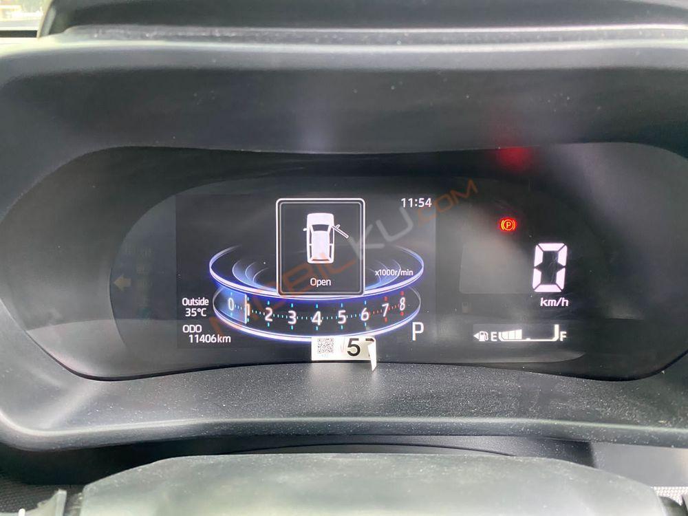 Mobil Toyota Raize 2023