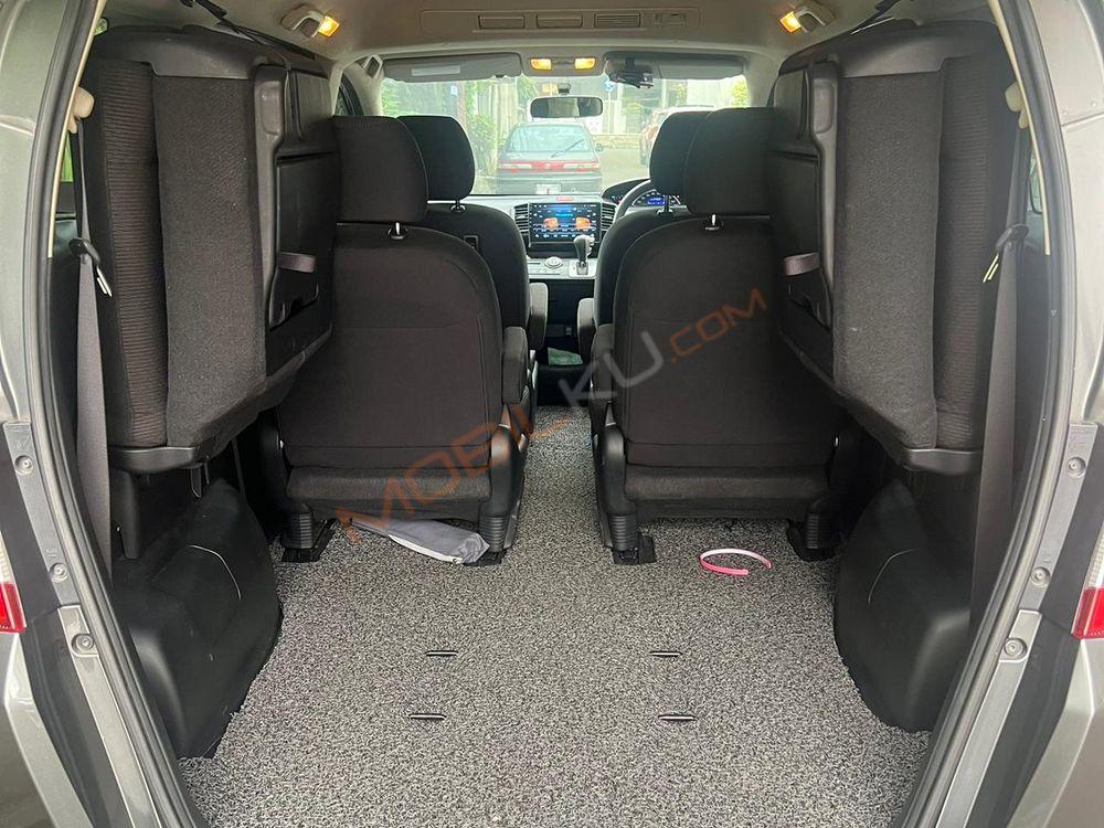 Mobil Honda Freed 2014