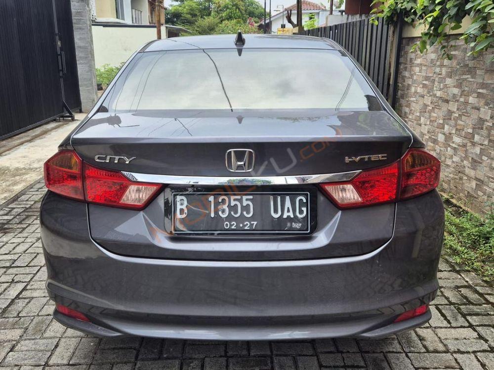 Mobil Honda City Sedan 2016