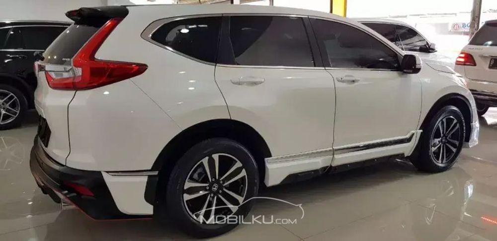 Mobil Honda CR-V 2017
