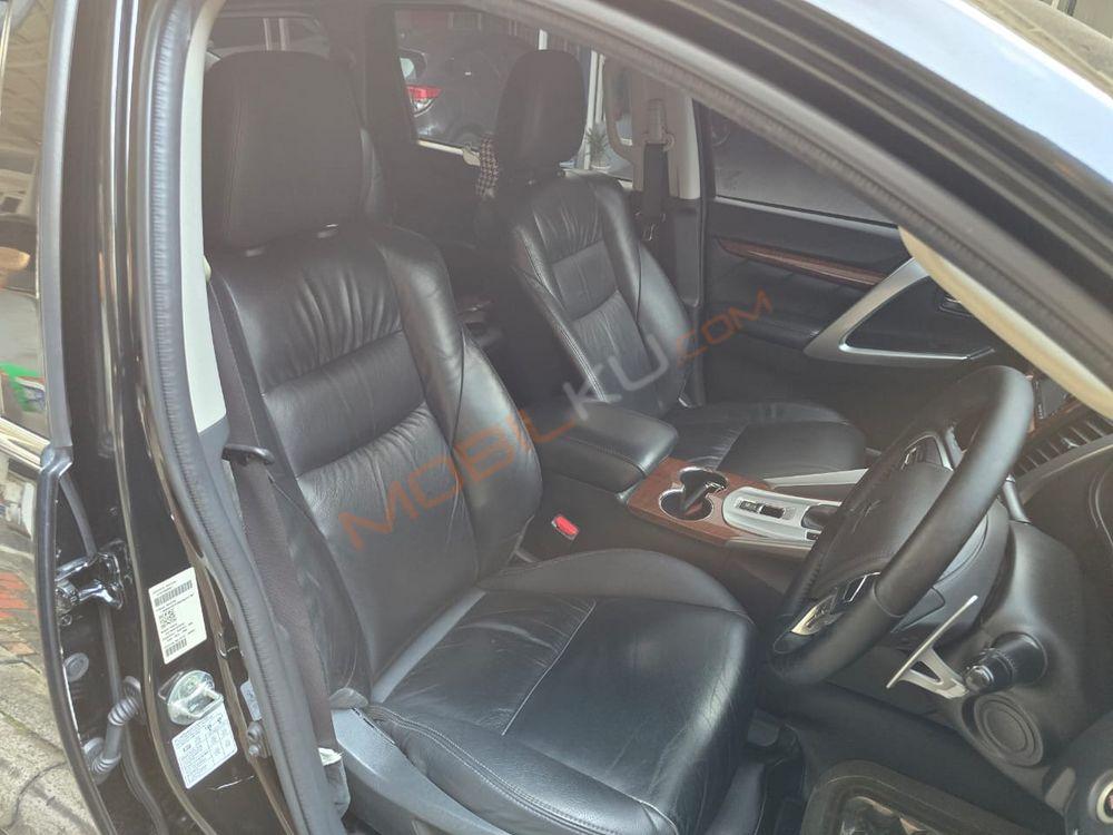 Mobil Mitsubishi Pajero Sport 2016