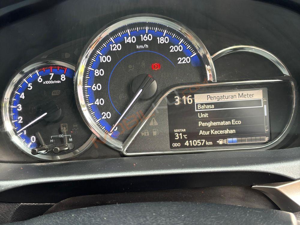 Mobil Toyota Yaris 2018