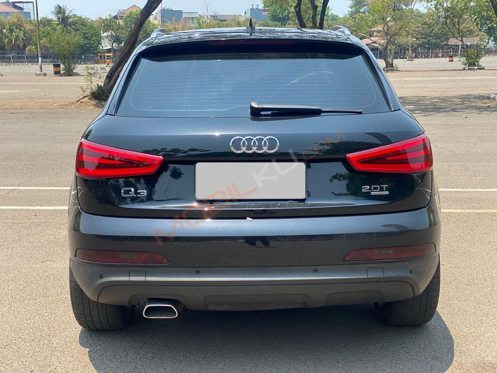 Mobil Audi Q3 2014