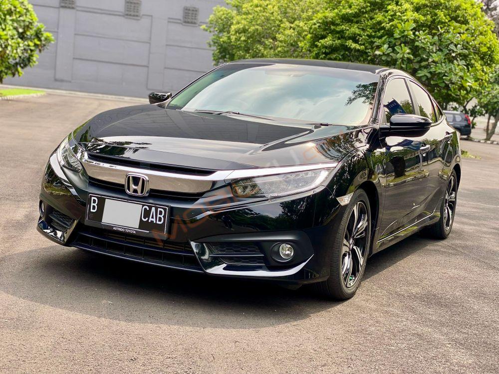 Mobil Honda Civic Sedan 2017