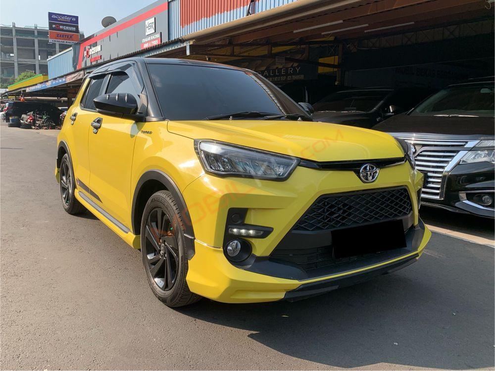 Mobil Toyota Raize 2022