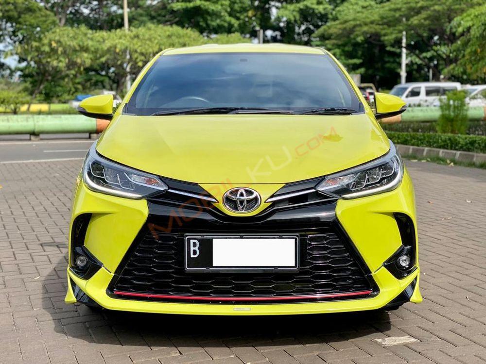 Mobil Toyota Yaris 2021