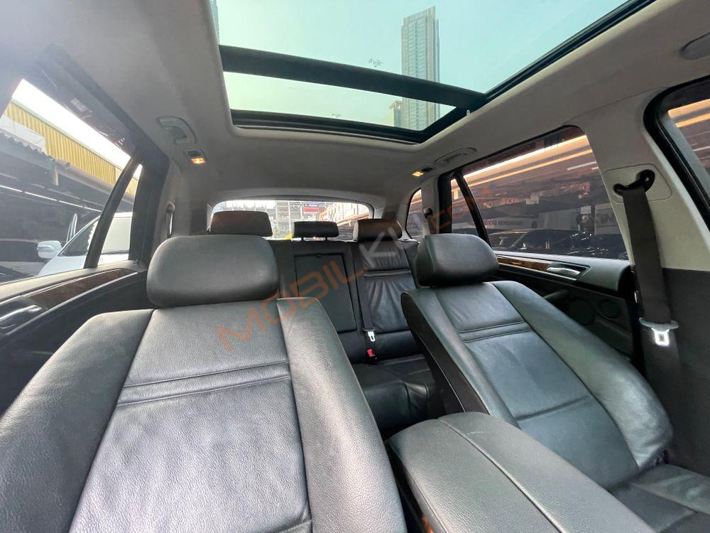 Mobil BMW X5 2008