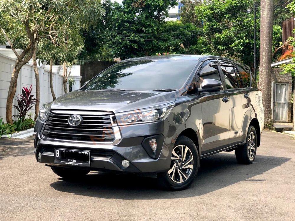 Mobil Toyota Kijang Innova 2021
