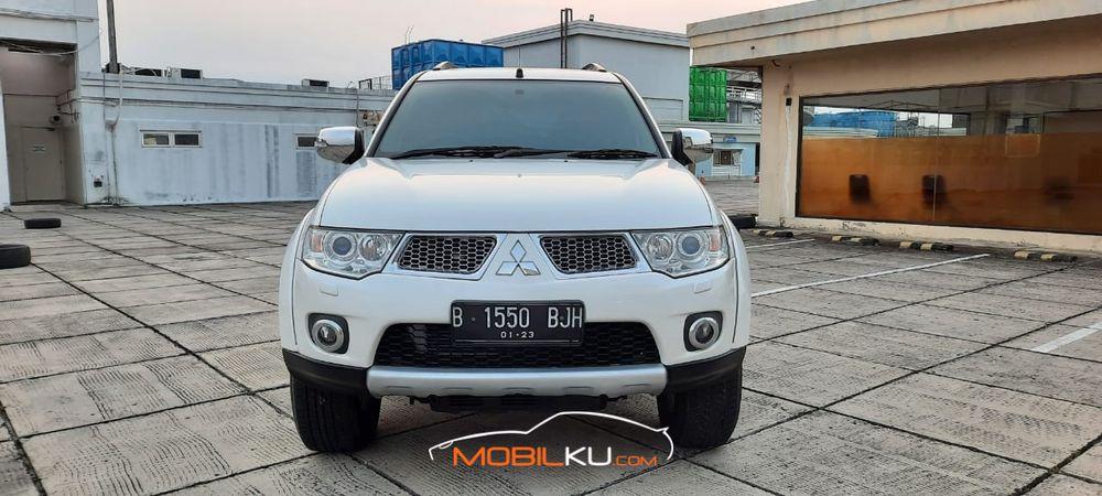 Mobil Mitsubishi Pajero Sport 2012