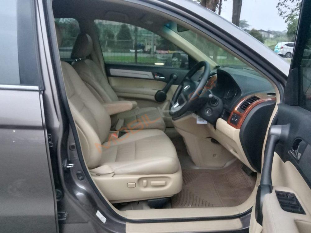 Mobil Honda HR-V 2011