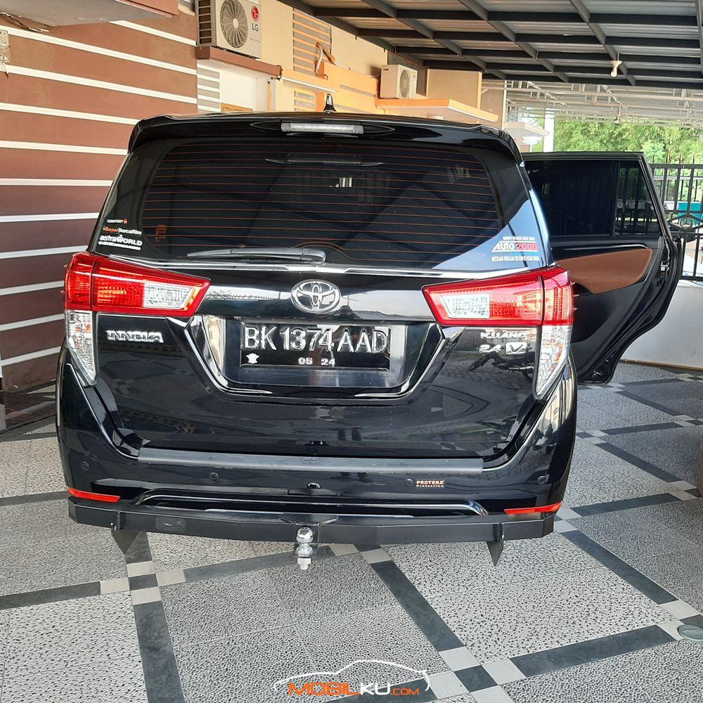Mobil Toyota Kijang Innova 2019
