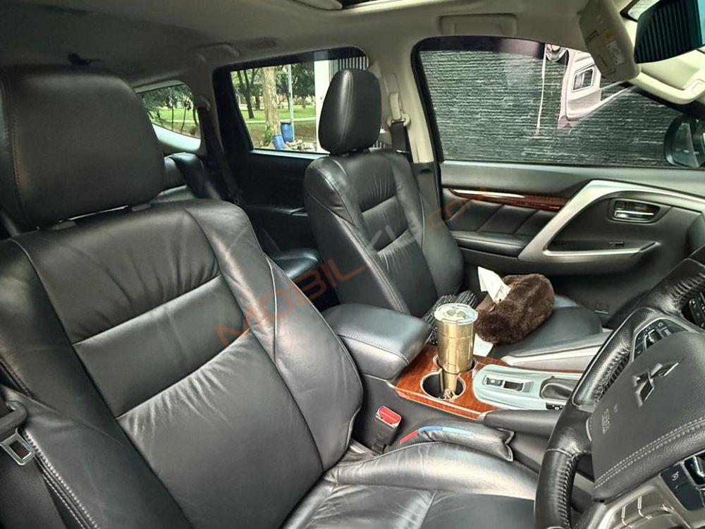 Mobil Mitsubishi Pajero Sport 2017