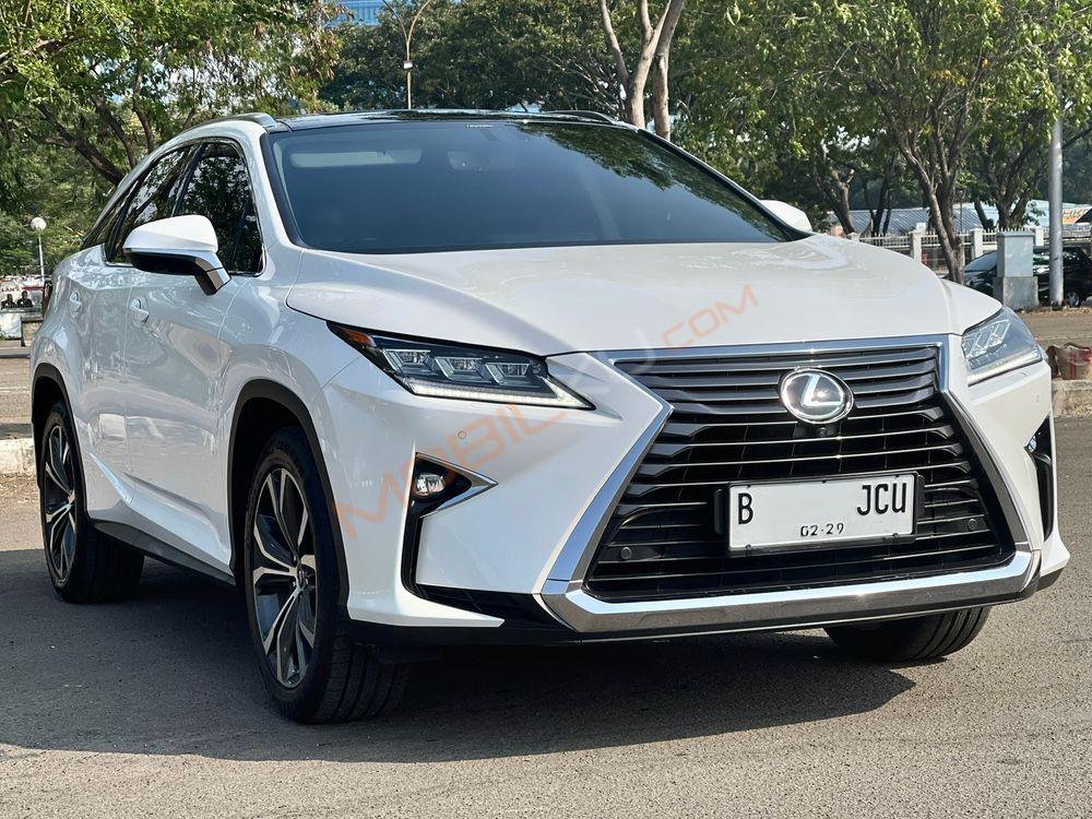 Mobil Lexus RX 2018