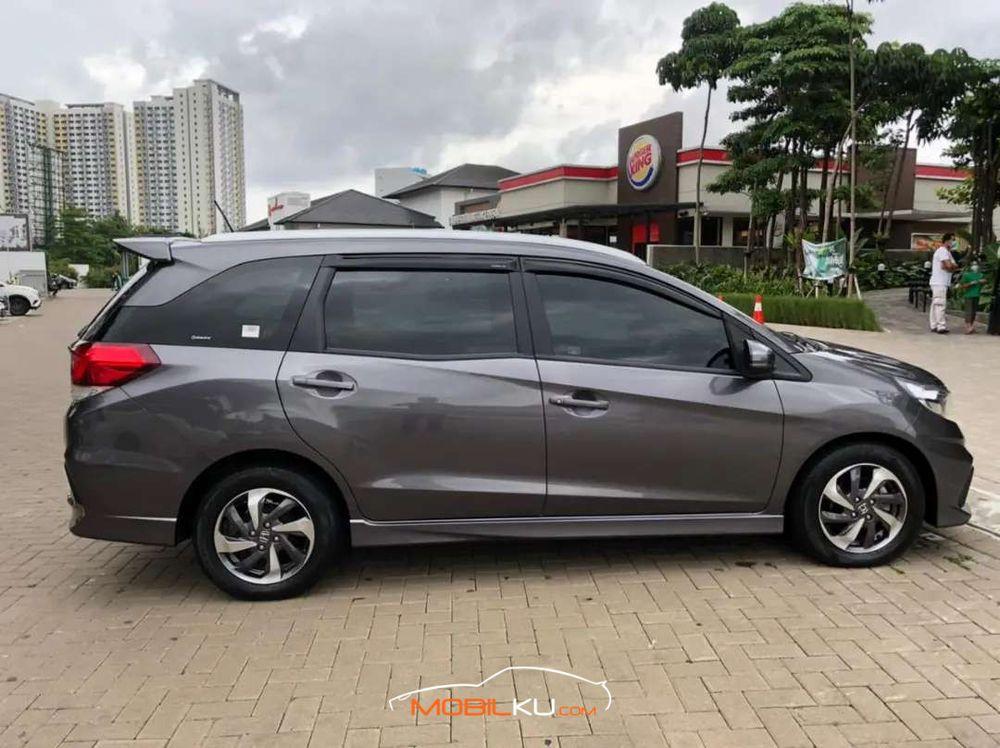 Mobil Honda Mobilio 2018