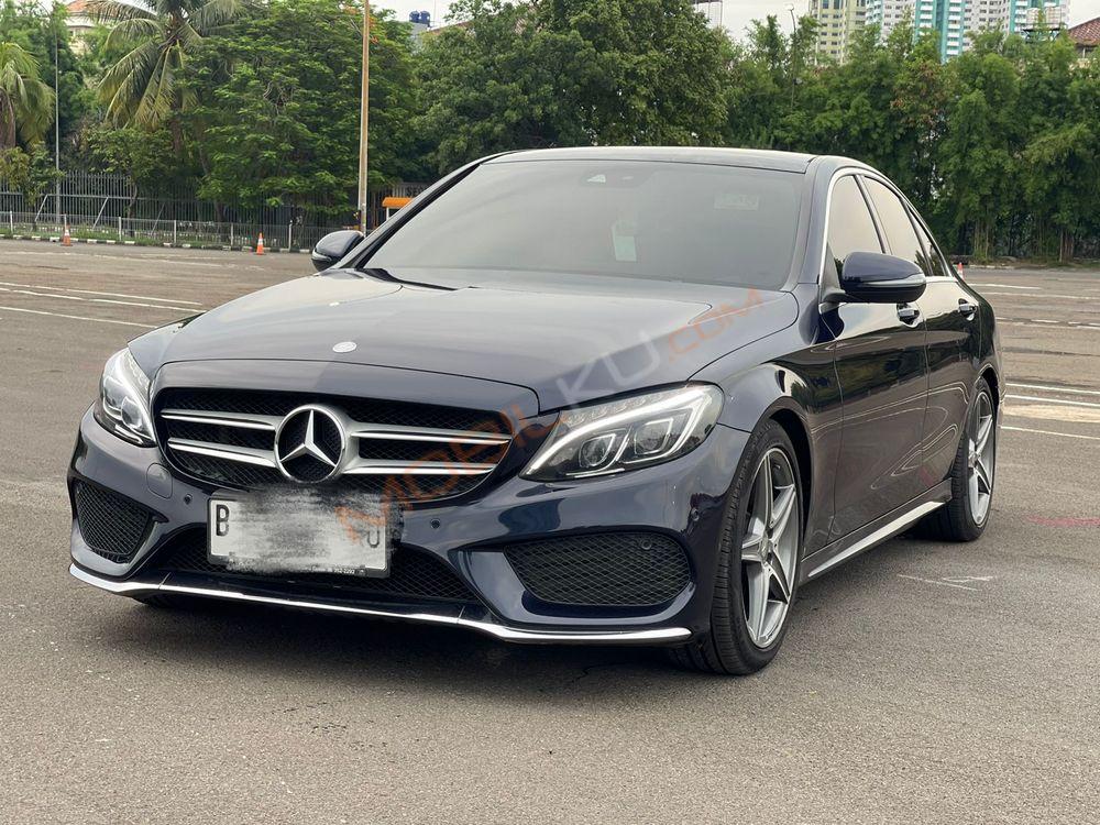 Mobil Mercedes-Benz C-Class 2016