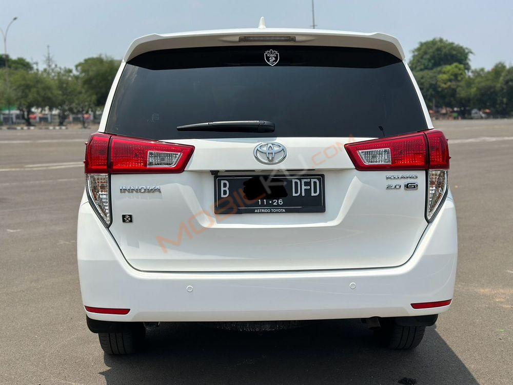 Mobil Toyota Kijang Innova 2021