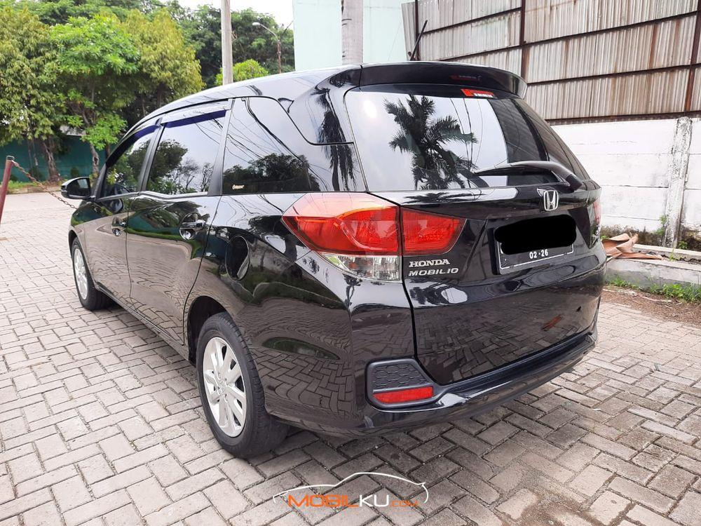 Mobil Honda Mobilio 2016