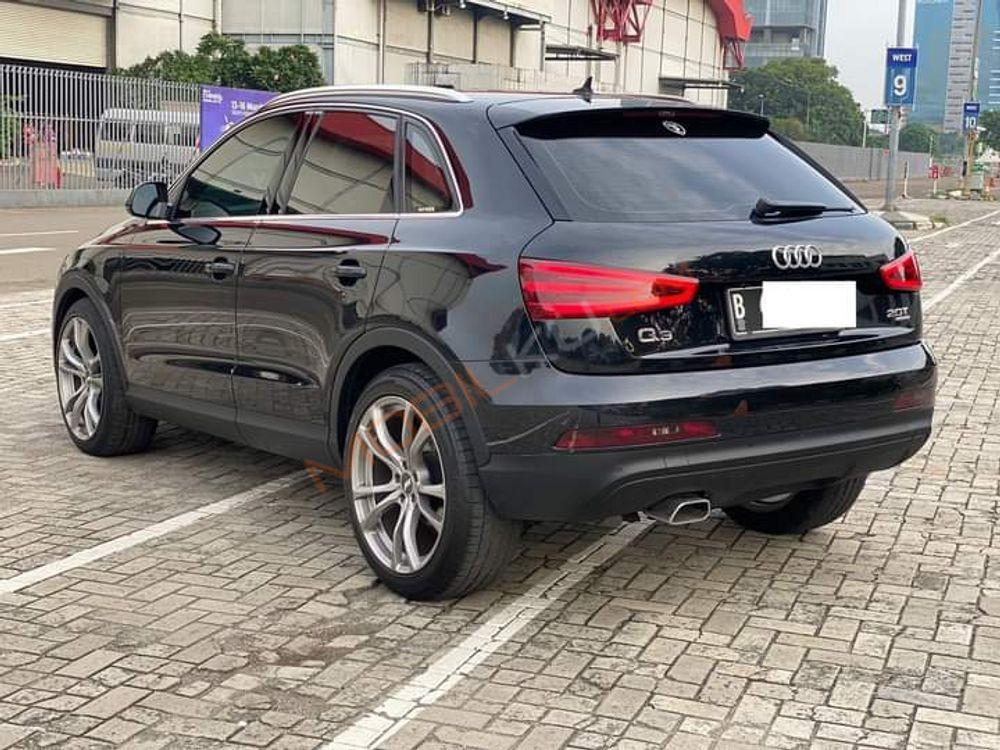 Mobil Audi Q3 2014