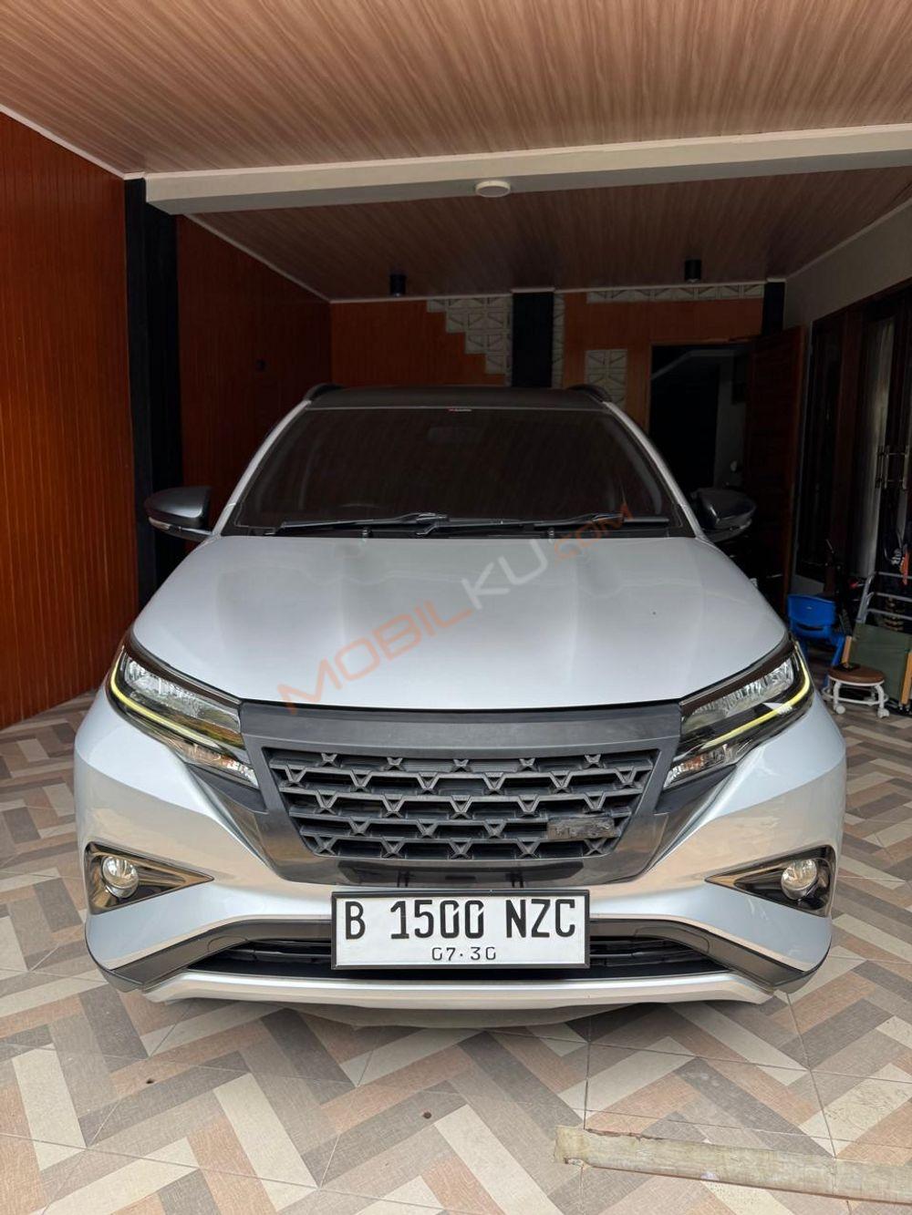 Mobil Toyota Rush 2019