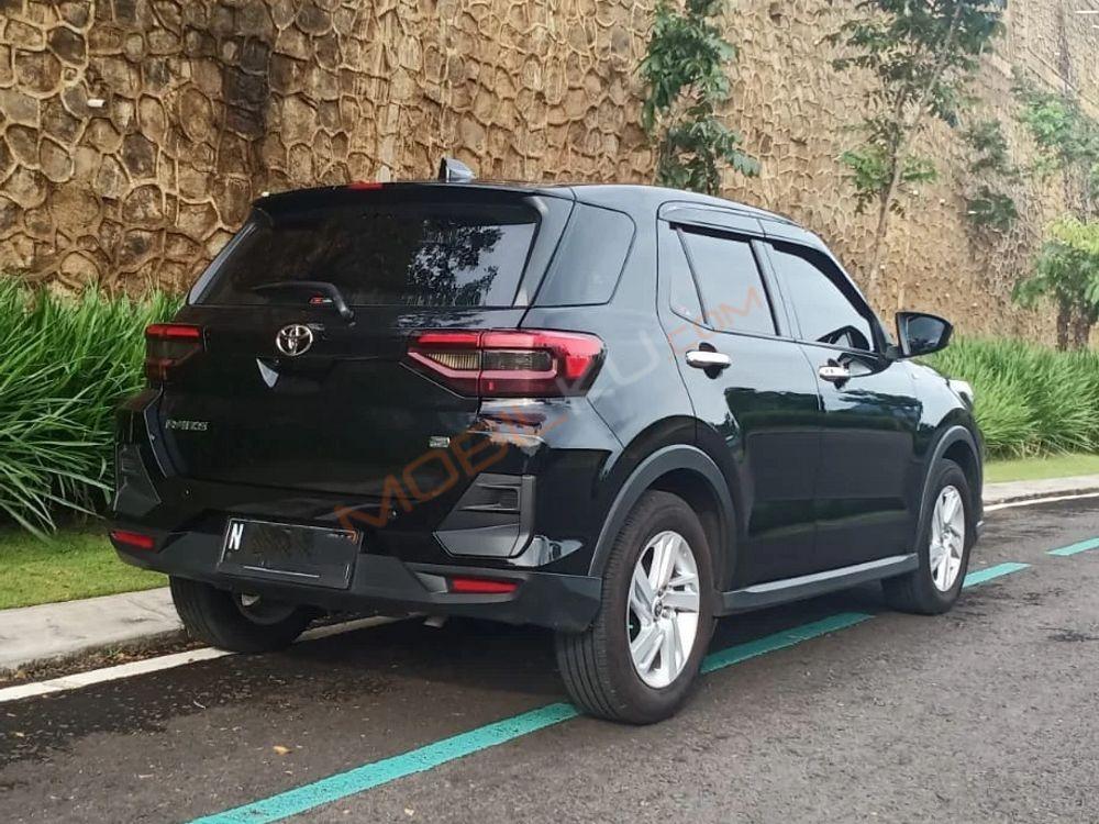 Mobil Toyota Raize 2022