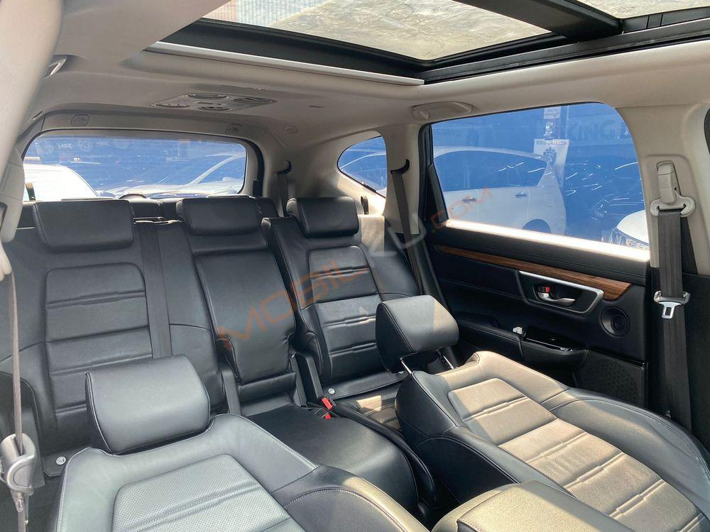 Mobil Honda CR-V 2018