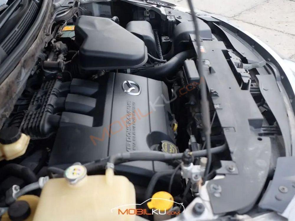 Mobil Mazda CX-9 2011