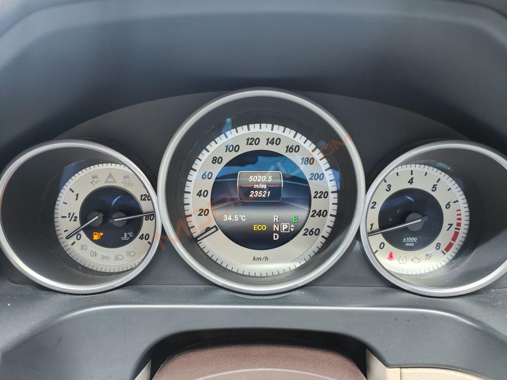 Mobil Mercedes-Benz E-Class 2016
