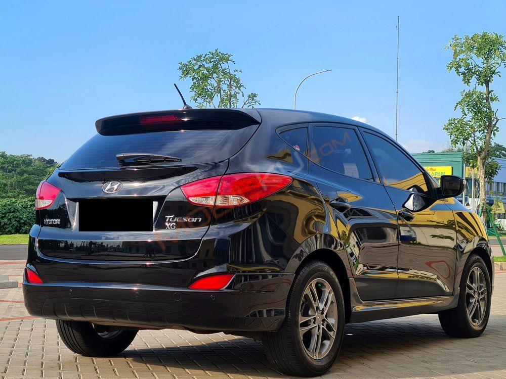Mobil Hyundai Tucson 2013