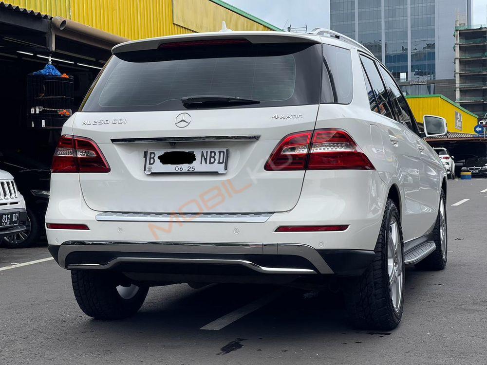 Mobil Mercedes-Benz ML 2013