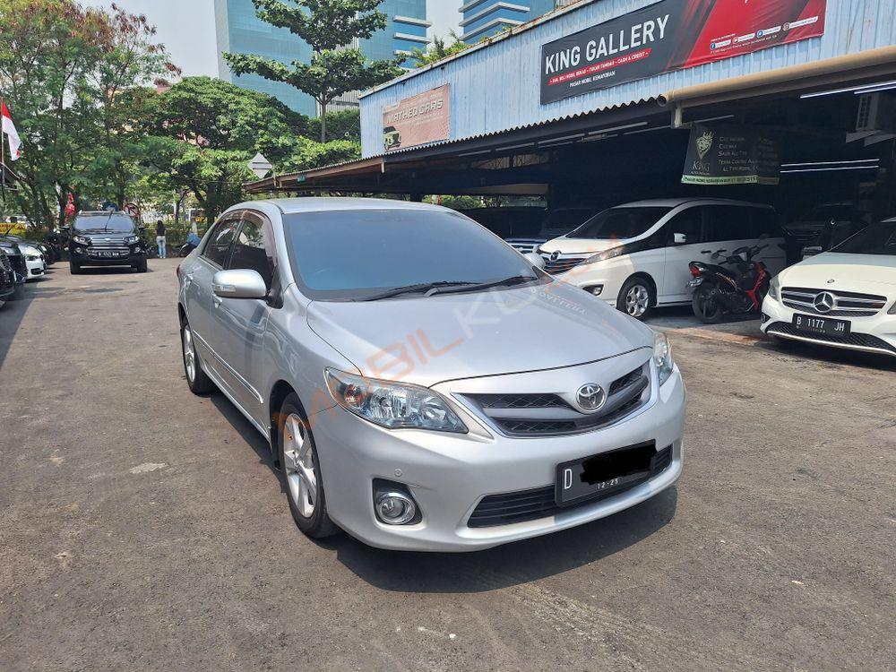 Mobil Toyota Corolla 2010