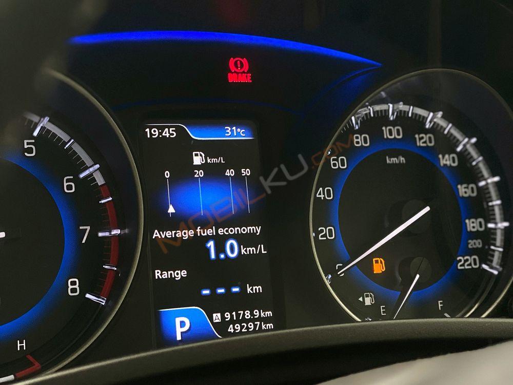 Mobil Suzuki Baleno 2020