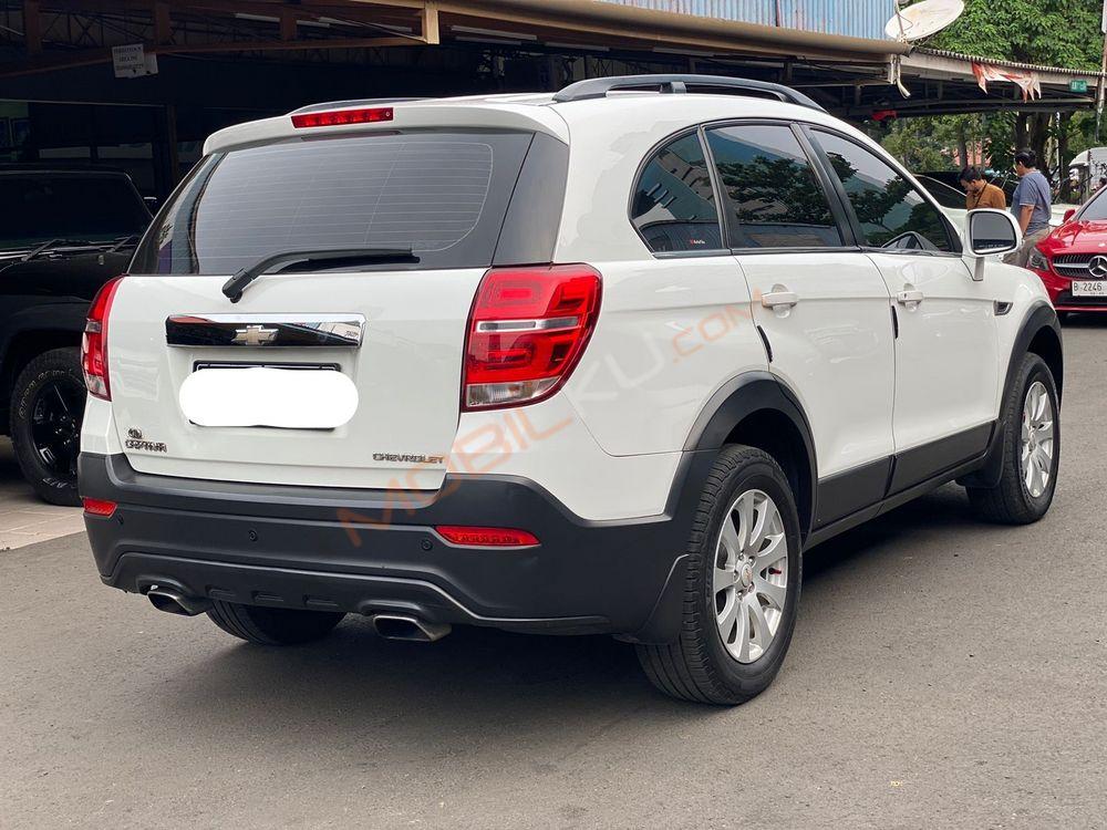 Mobil Chevrolet Captiva 2015
