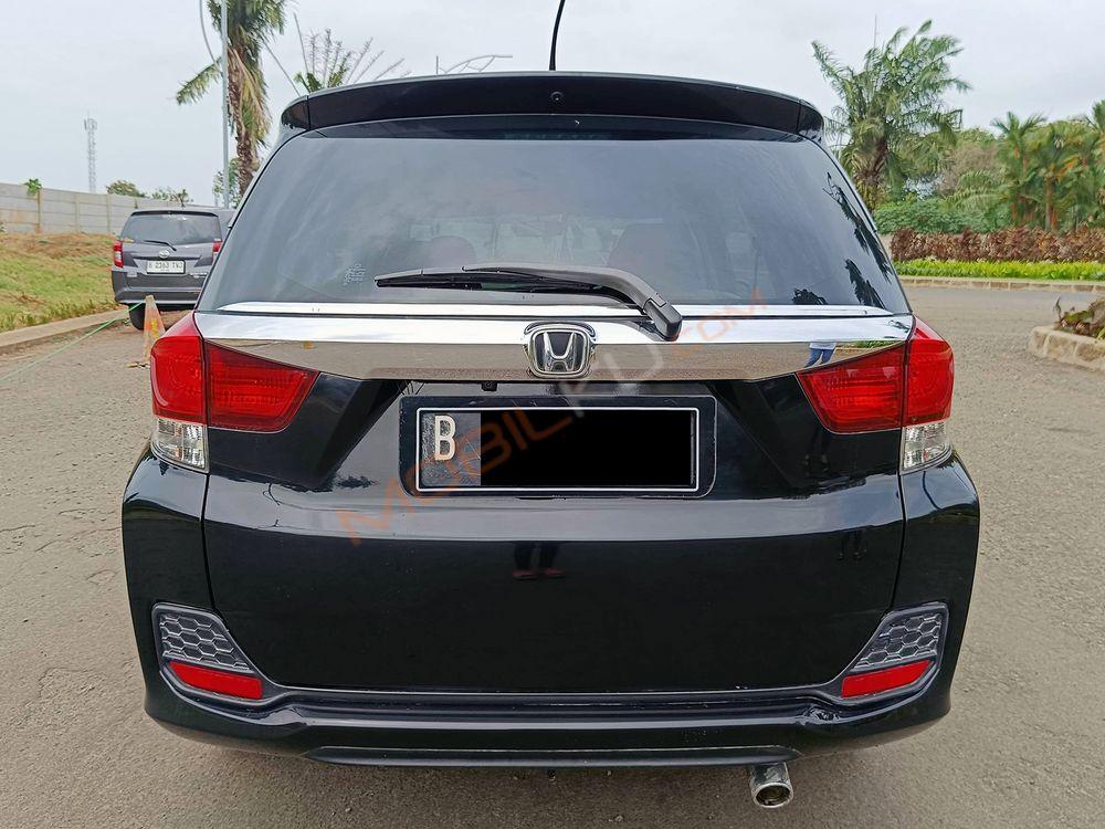 Mobil Honda Mobilio 2016