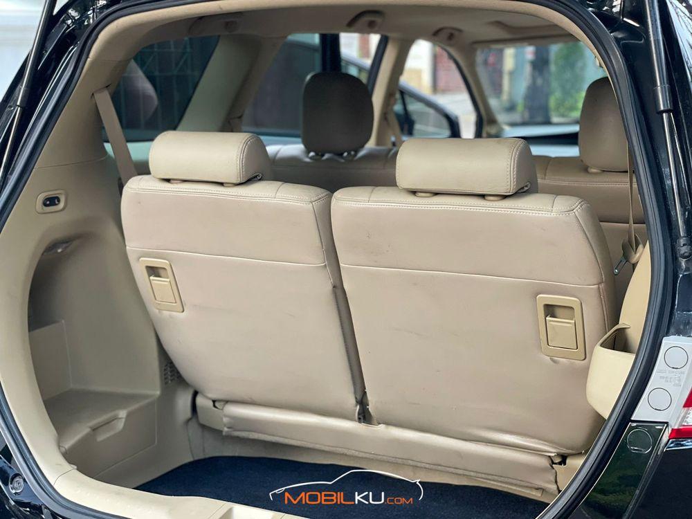 Mobil Honda Odyssey 2010