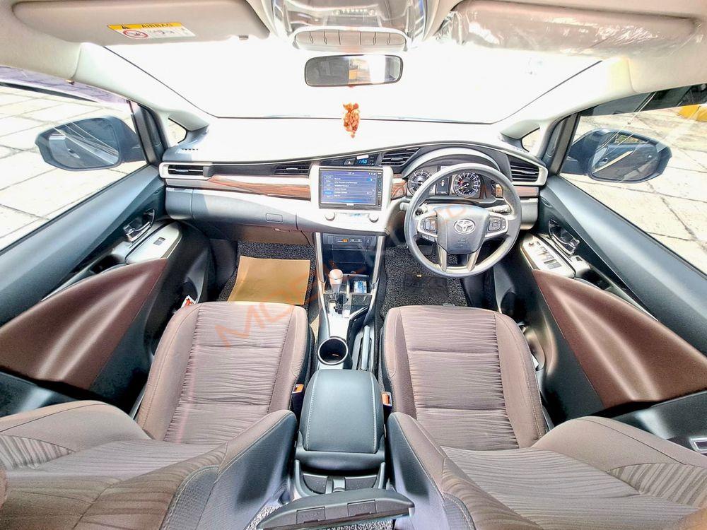 Mobil Toyota Kijang Innova 2022