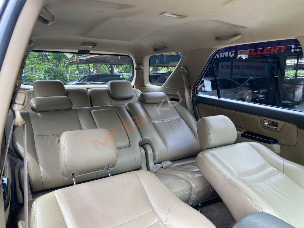 Mobil Toyota Fortuner 2012