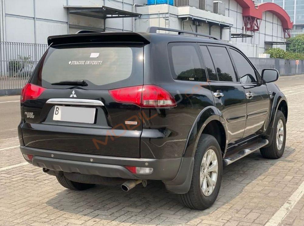 Mobil Mitsubishi Pajero Sport 2013