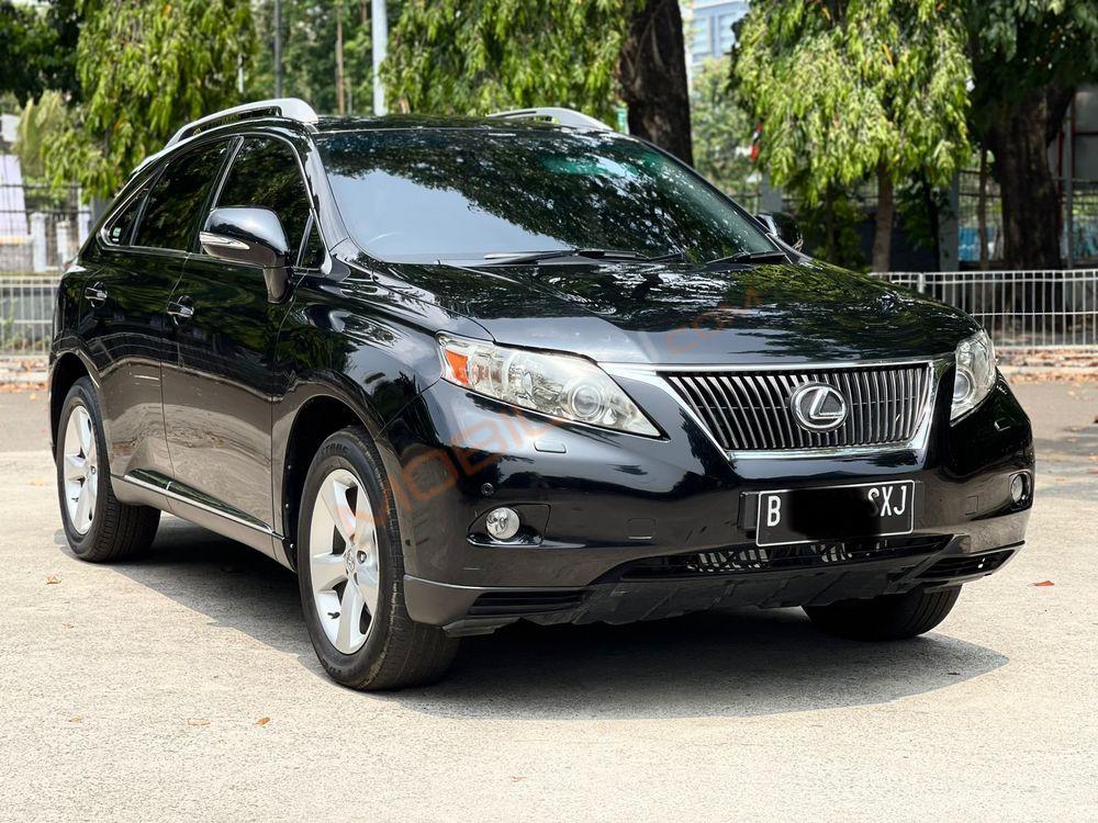 Mobil Lexus RX 2011