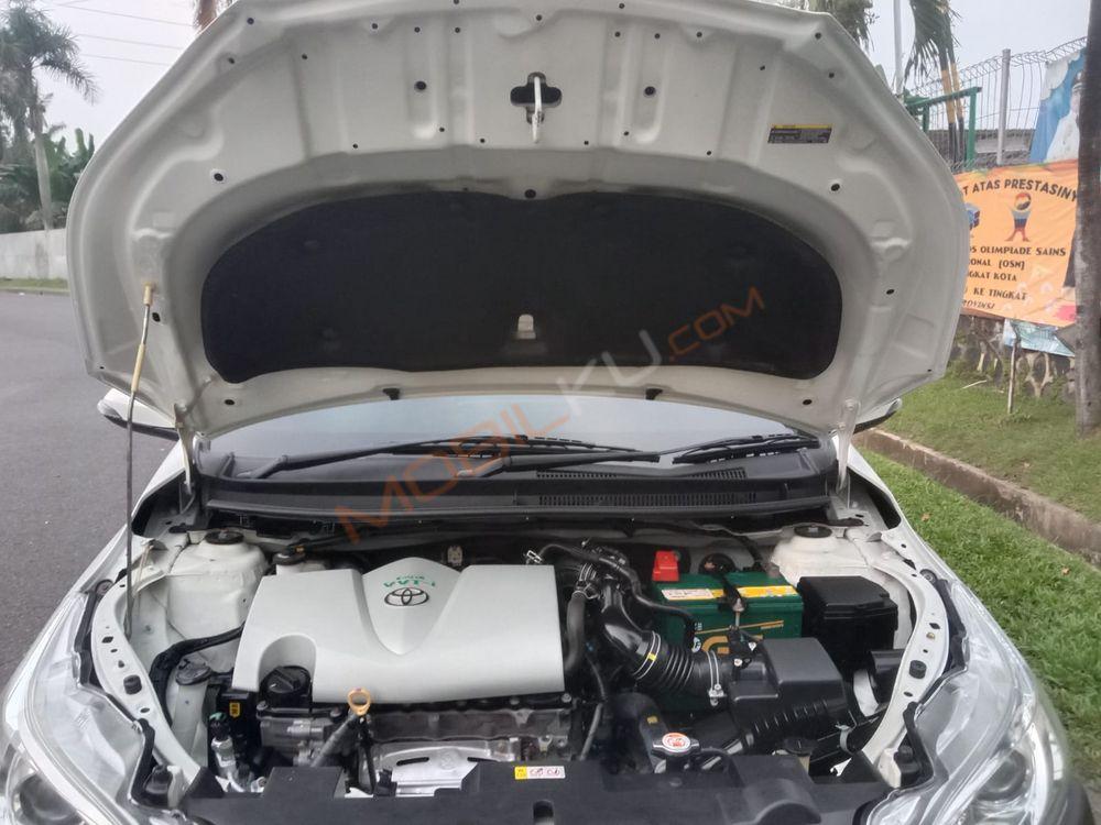 Mobil Toyota Yaris 2021