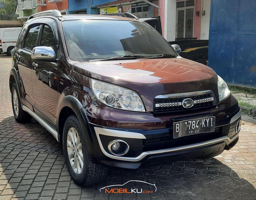 Mobil Daihatsu Terios 2014