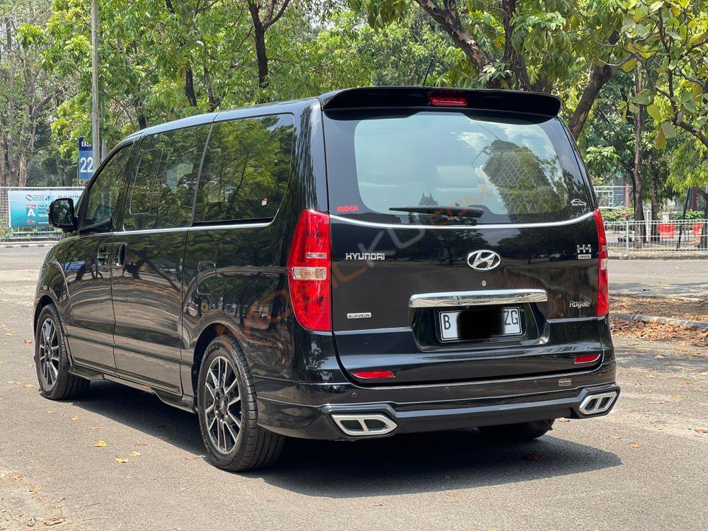 Mobil Hyundai H-1 2018